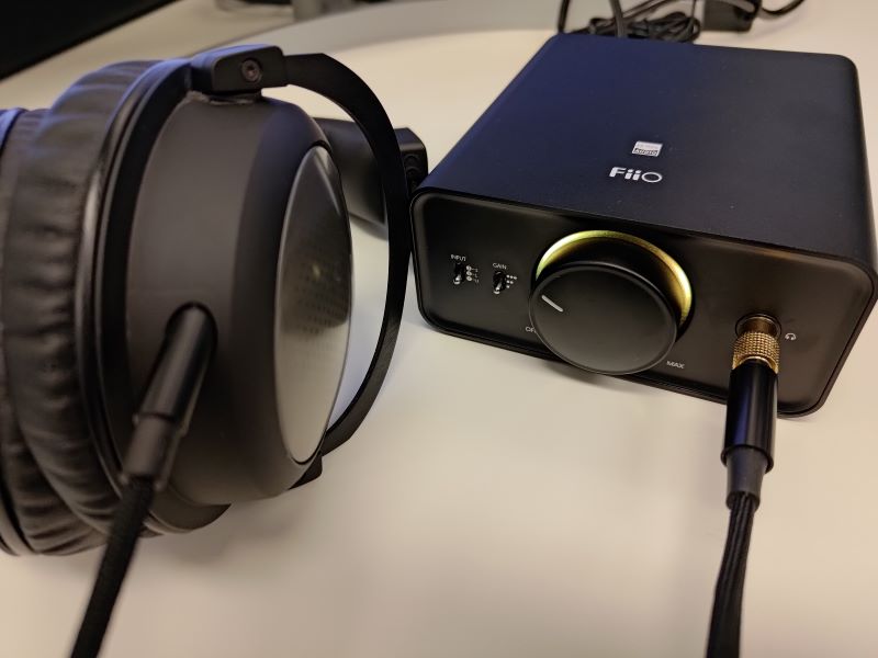 Fiio K5 Pro playing Lossless music